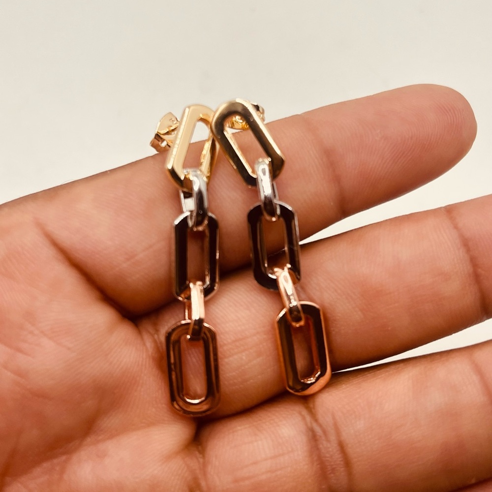 Gold plated earrings for women link design